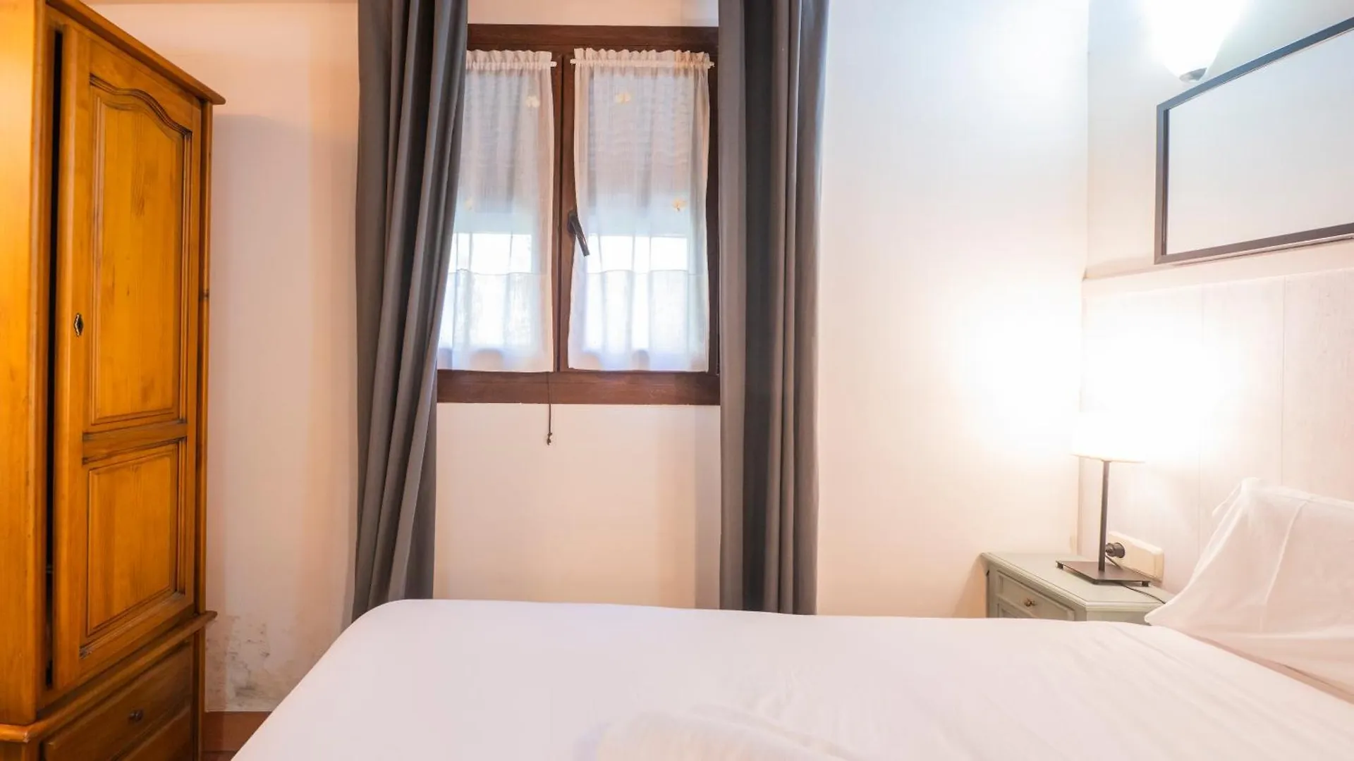 Hostal Alfonso XII By Toledo Ap 2*,  Spain